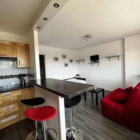 Διαμέρισμα Proche Et Commerces - Balcon Sud, Parking Privatif, Securisee - Fr-1-646-23 Berck
